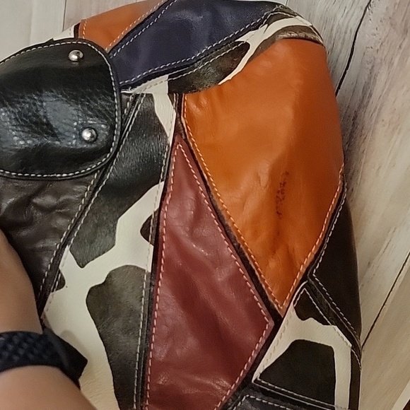 Bueno Patchwork Shoulder Bag - Picture 10 of 11